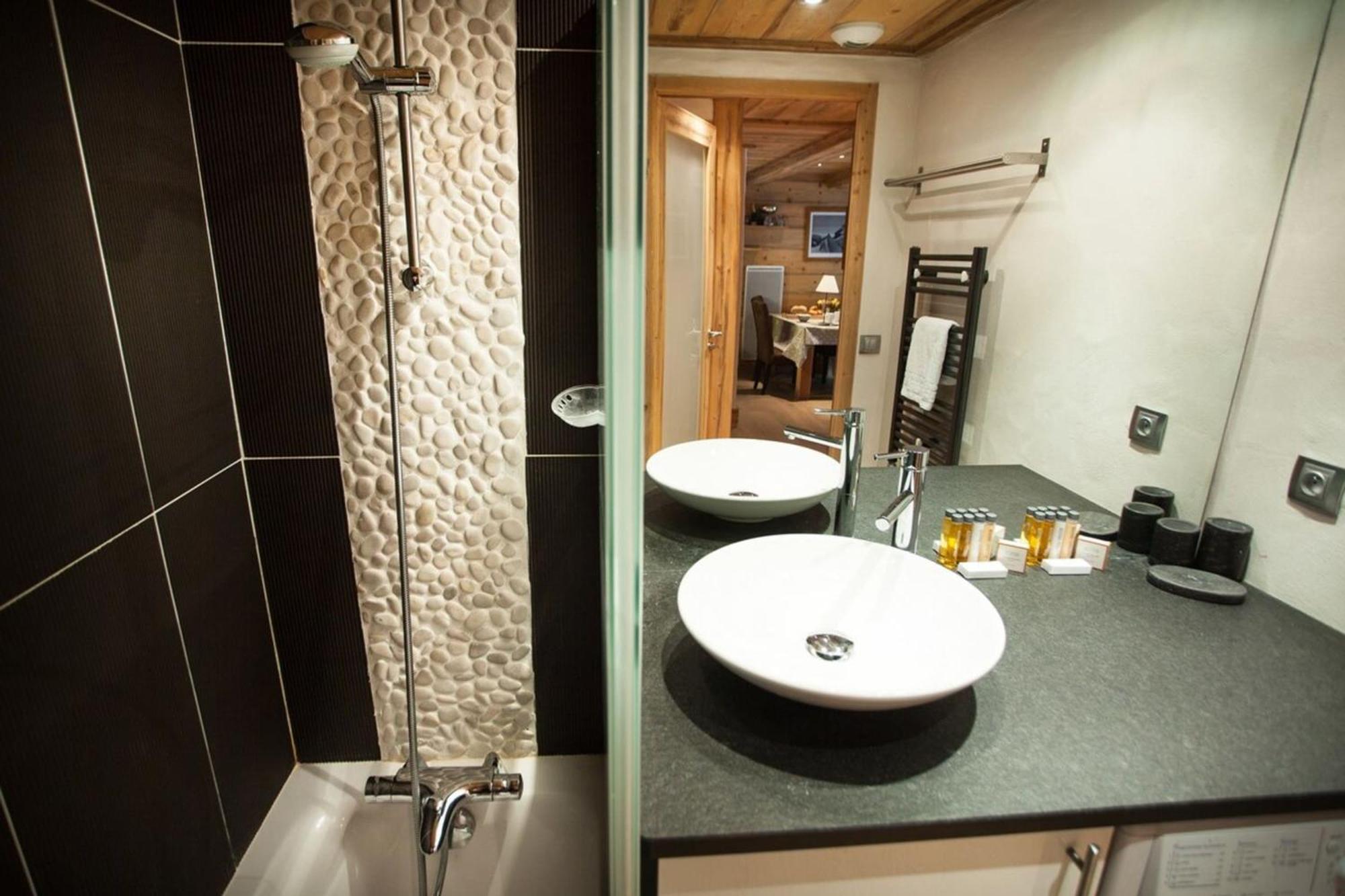 Apartment Blaitiere - Luxurious 2 Bed Apartment Шамони Екстериор снимка